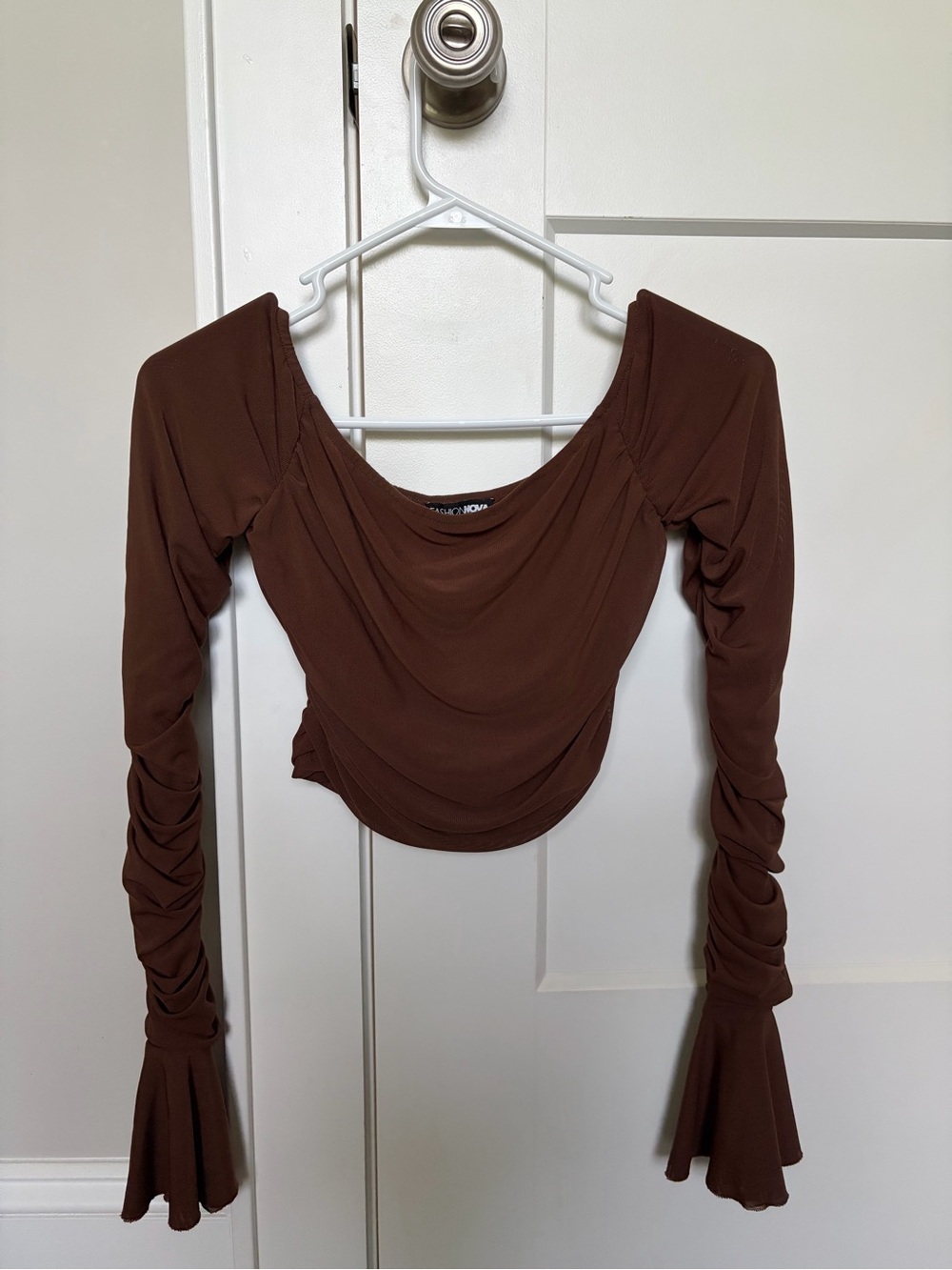 Fashion Nova Brown Ruched Long-Sleeve Crop Top